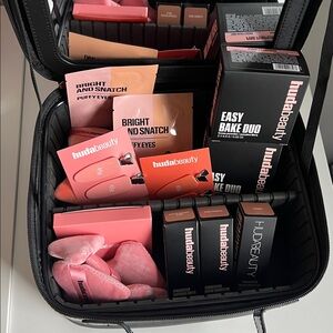 HUDA BEAUTY Black Train Case Full of Makeup!